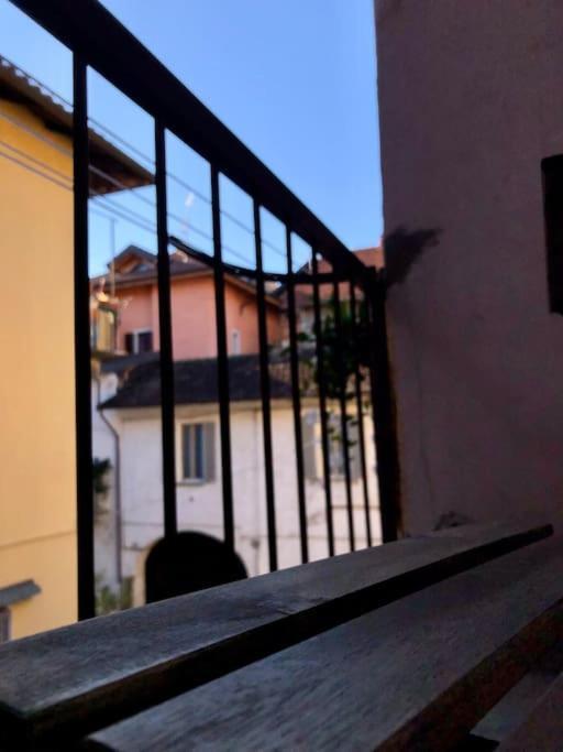 Casa Del Borghetto Apartment Intra Exterior photo